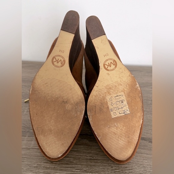 Michael Kors suede ankle booties - Picture 6 of 11